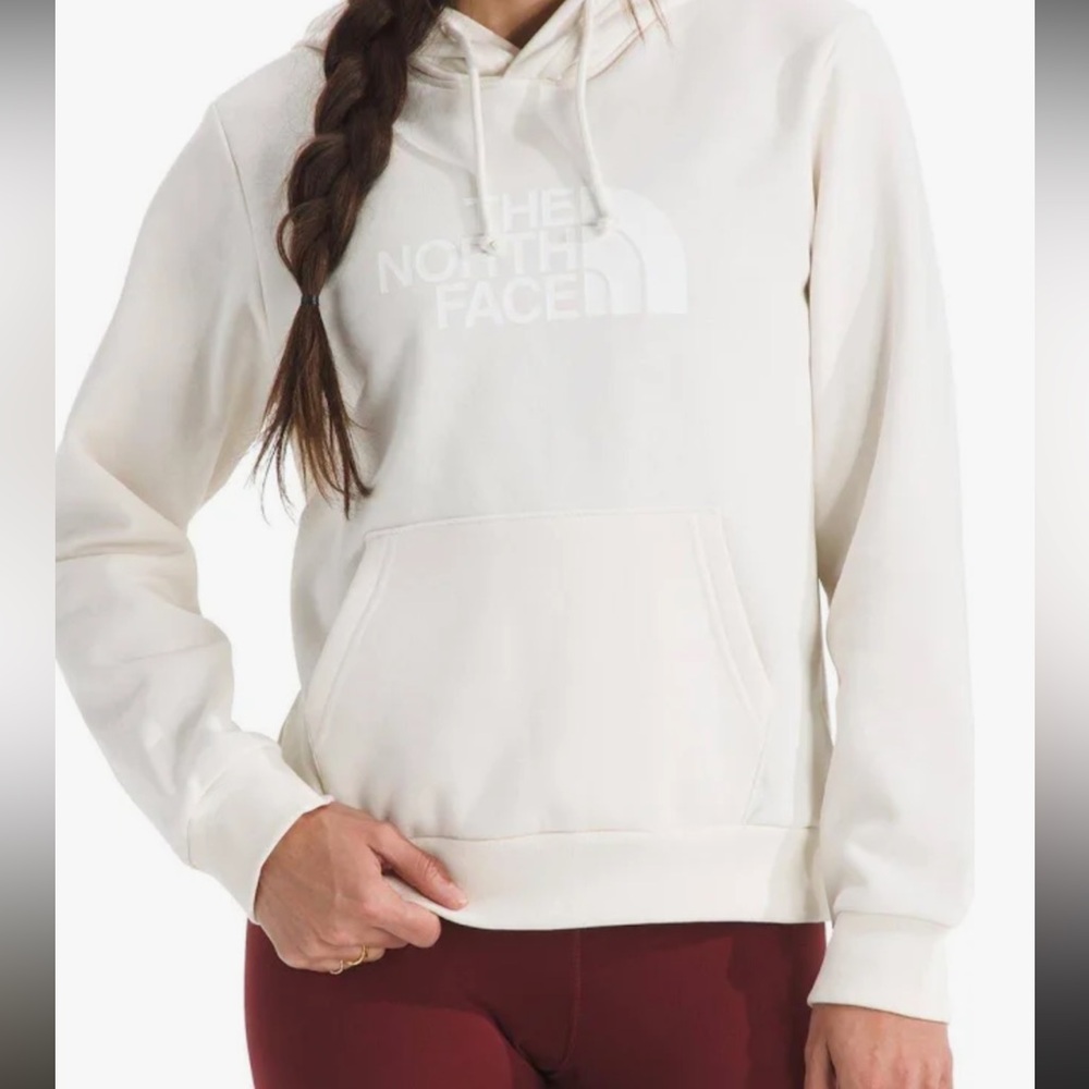 NWTA North Face Women's Cream Logo Hoodie